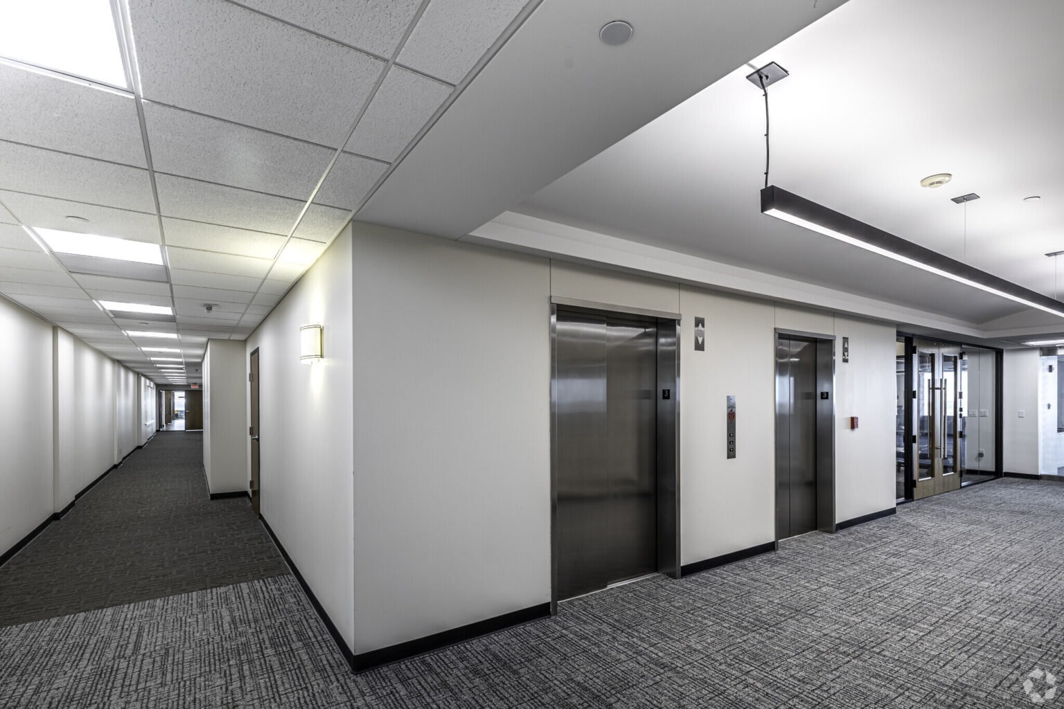 The Ambassador Building | Class A Office Space in Kansas City — Rising ...